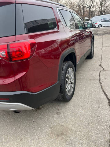 2017 GMC Acadia SLE-2