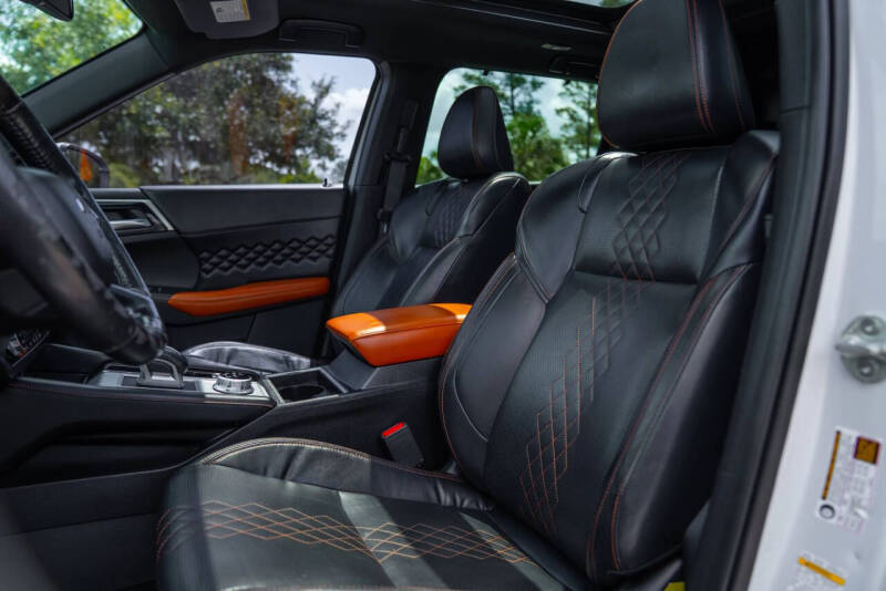 2022 Mitsubishi Outlander SEL Special Edition