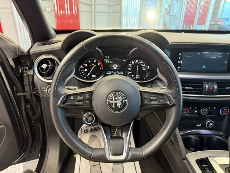 2023 Alfa Romeo Stelvio Veloce