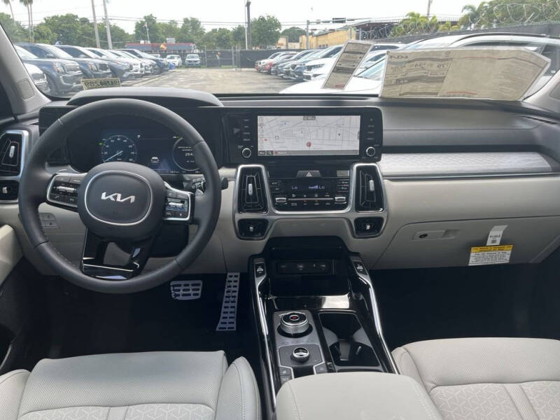 2023 Kia Sorento Plug-In Hybrid SX Prestige