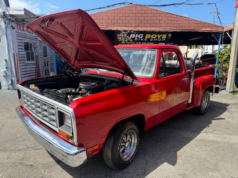 1982 Dodge Little express