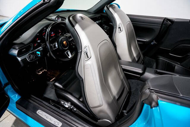 2018 Porsche 911 Carrera 4S