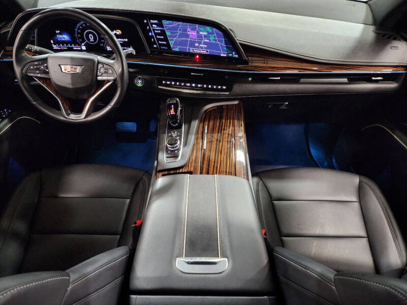 2022 Cadillac Escalade Luxury