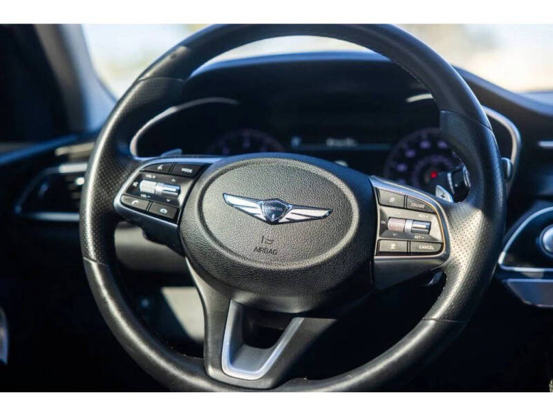 2020 Genesis G70 2.0T