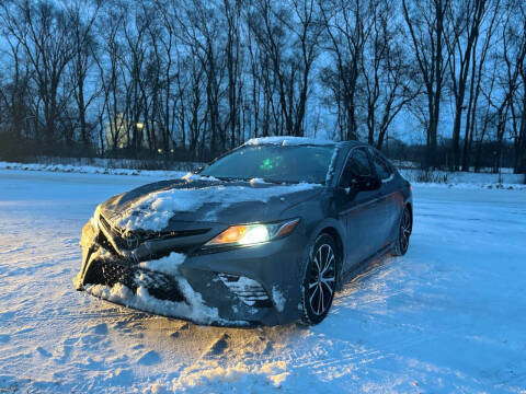 2020 Toyota Camry SE