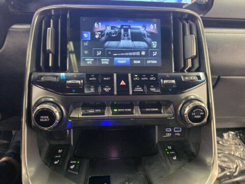 2023 Lexus LX 600 Premium