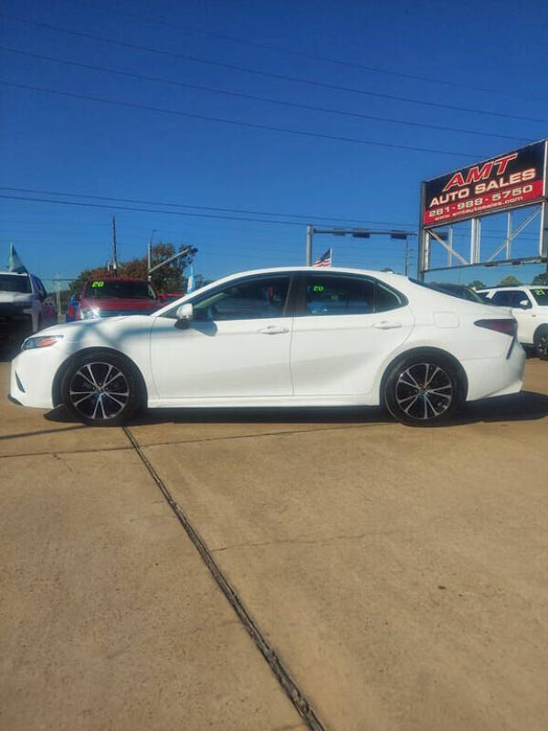 2019 Toyota Camry SE