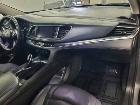 2018 Buick Enclave Essence