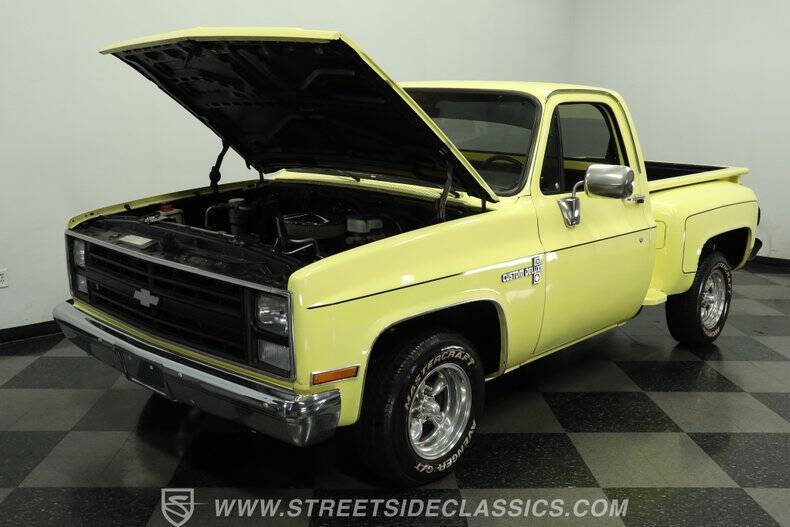 1987 Chevrolet R/V 10 Series