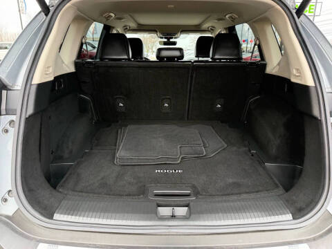 2022 Nissan Rogue Platinum