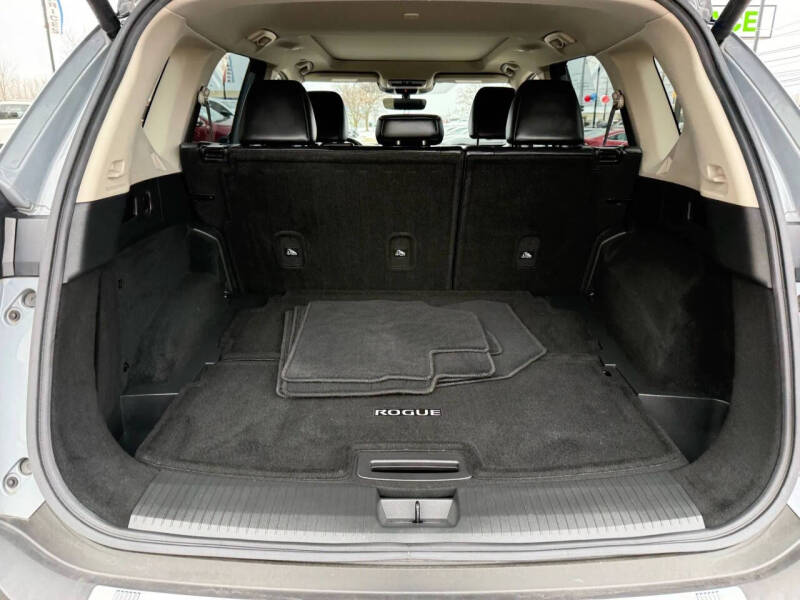 2022 Nissan Rogue Platinum