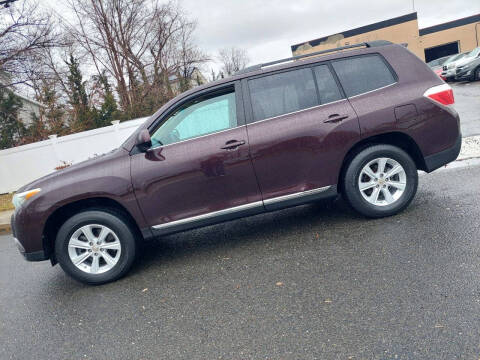 2011 Toyota Highlander SE