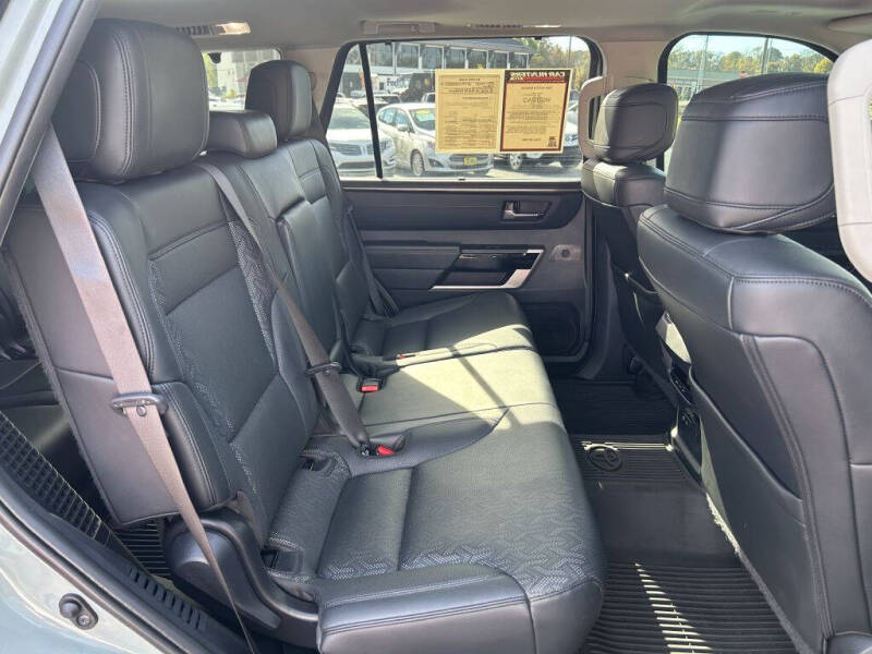 2023 Toyota Sequoia SR5