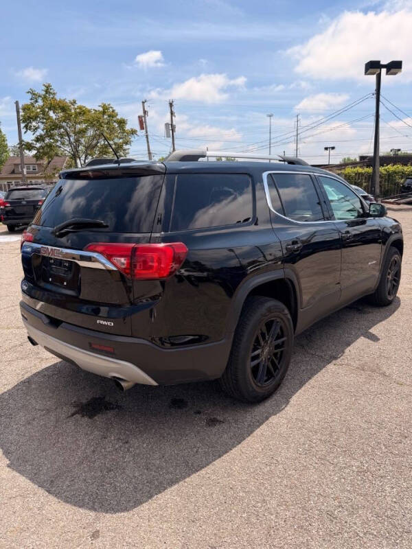 2018 GMC Acadia SLE-2