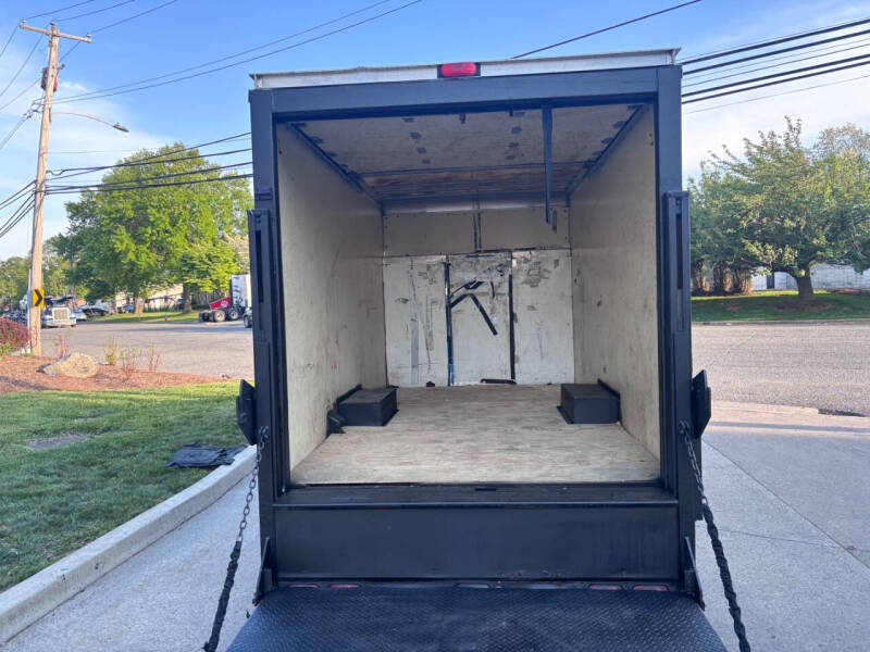 2012 Ford E-Series E-350 SD