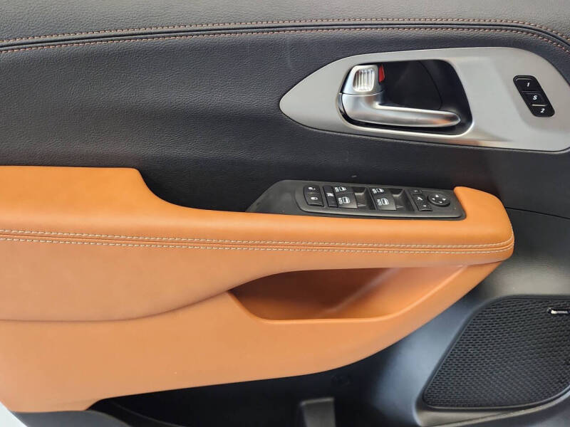 2026 Chrysler Pacifica Pinnacle