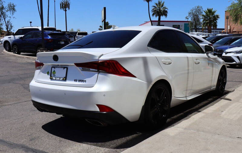 2017 Lexus IS 200t