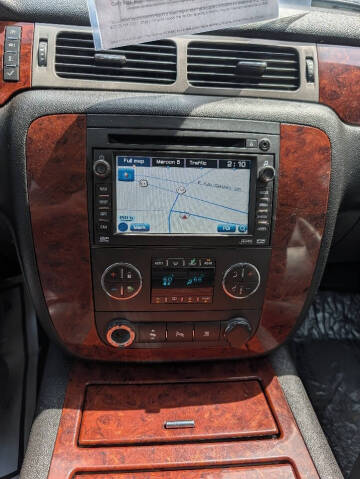 2009 Chevrolet Suburban LTZ