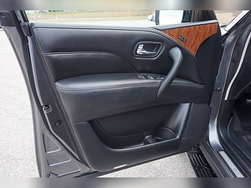 2019 Infiniti QX80 Luxe