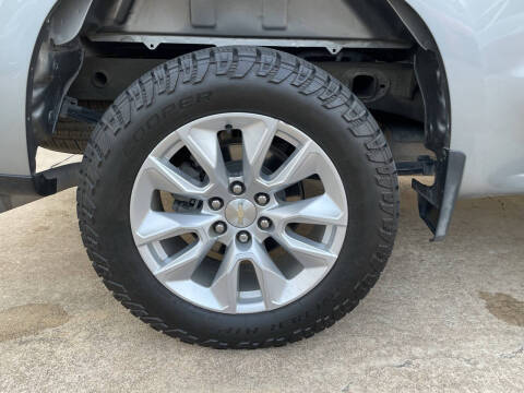 2023 Chevrolet Silverado 1500 Custom