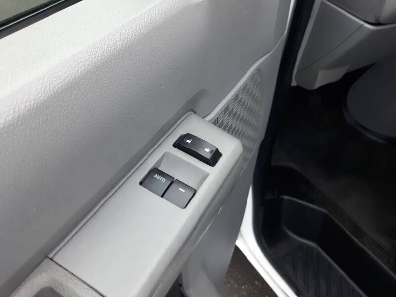 2011 Ford E-Series E-150