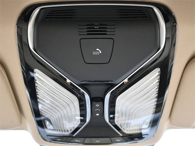 2018 BMW 7 Series 740i