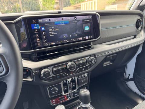 2025 Jeep Wrangler Rubicon 4xe