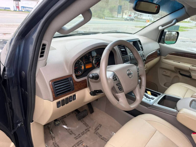 2013 Nissan Armada