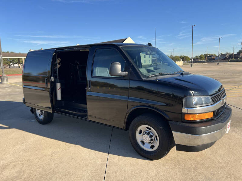 2017 Chevrolet Express 2500