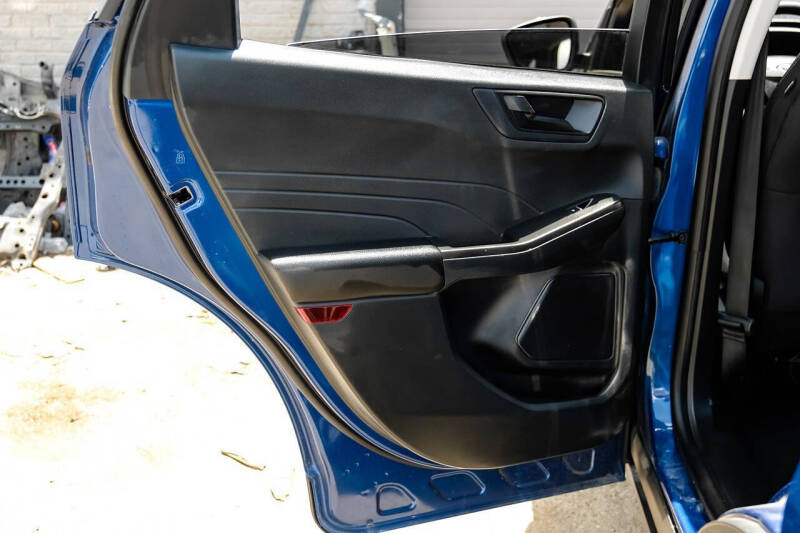 2022 Ford Escape SE