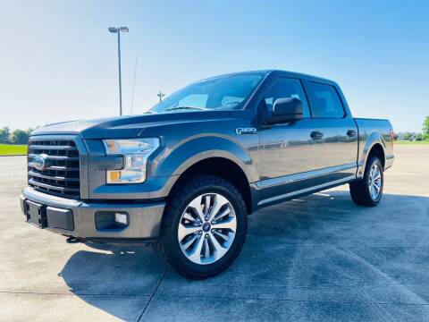 2017 Ford F-150 for sale at AUTO DIRECT Bellaire in Houston TX