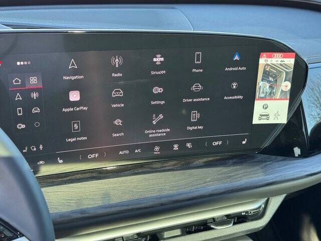 2025 Audi Q5 quattro Premium TFSI