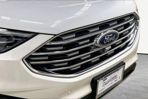2022 Ford Edge Titanium
