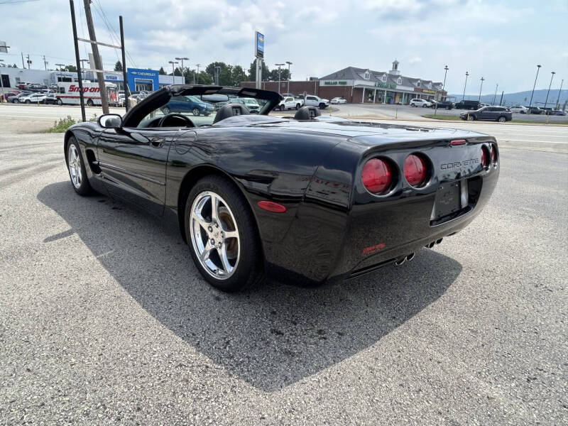 2004 Chevrolet Corvette