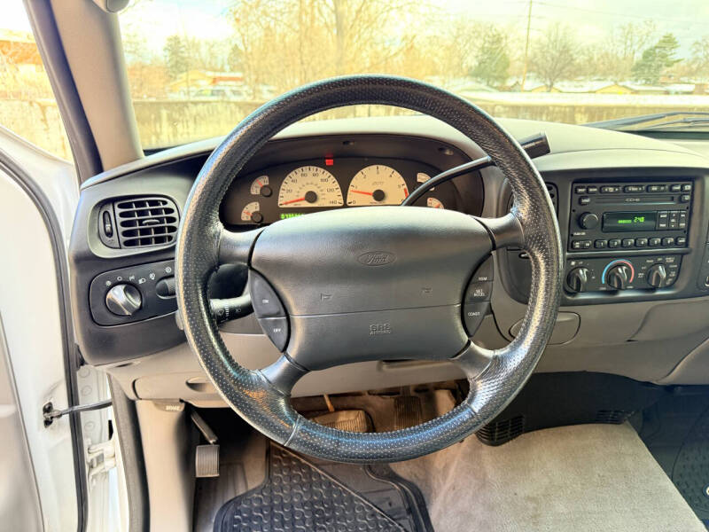 2003 Ford F-150 SVT Lightning