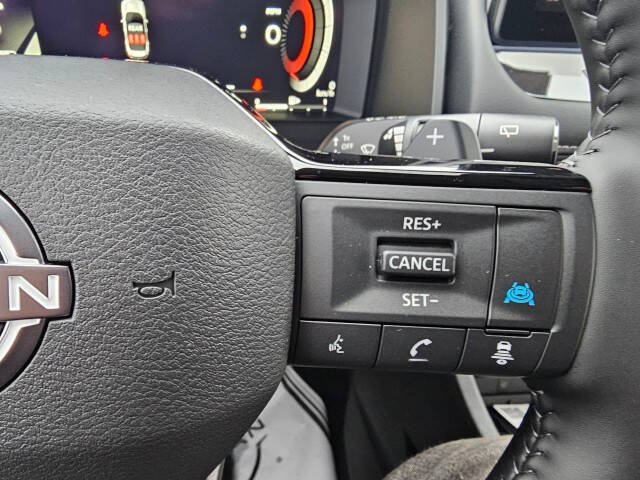 2025 Nissan Rogue SL