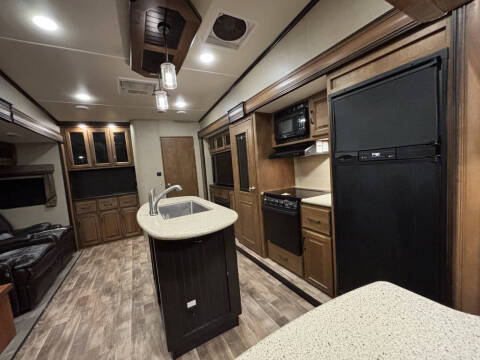 2017 Grand Design Reflection  323BHS