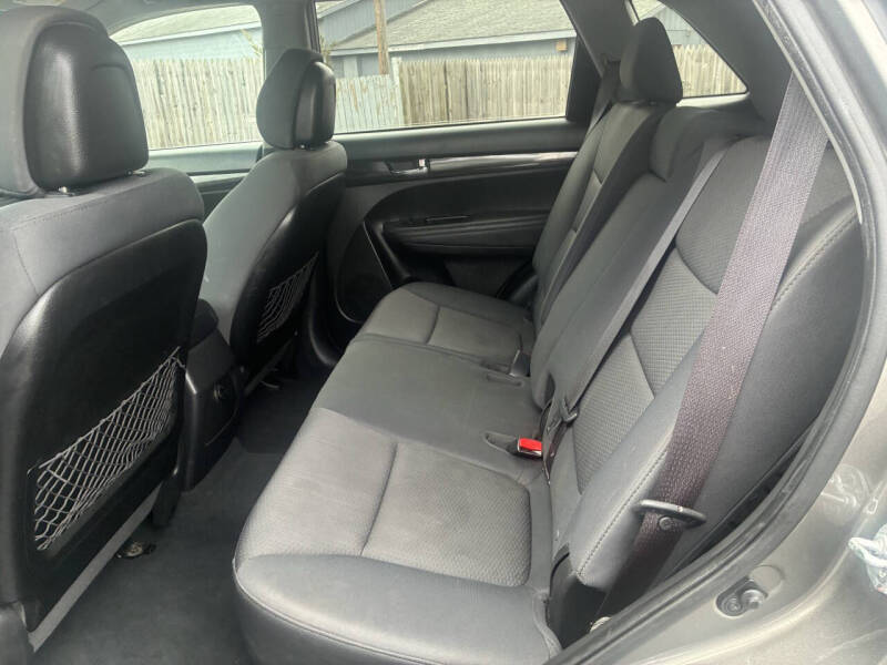 2012 Kia Sorento LX