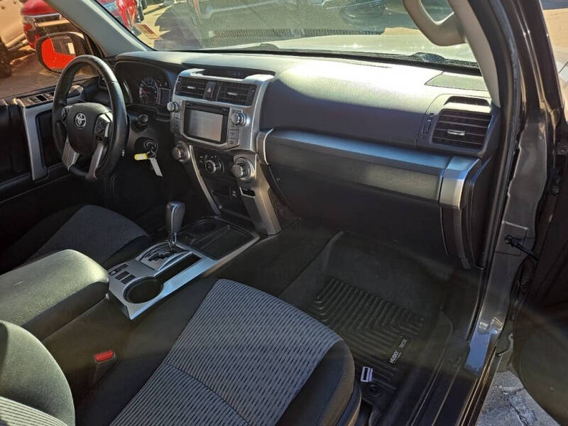 2017 Toyota 4Runner SR5