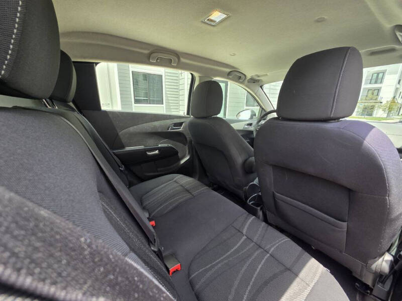 2016 Chevrolet Sonic LT Auto