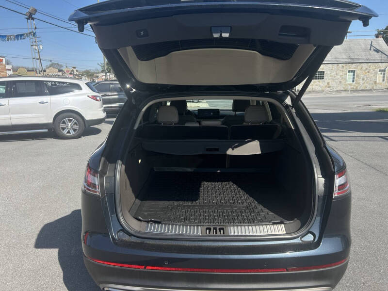 2022 Lincoln Nautilus Reserve