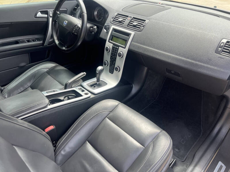 2012 Volvo C70 T5 Premier Plus