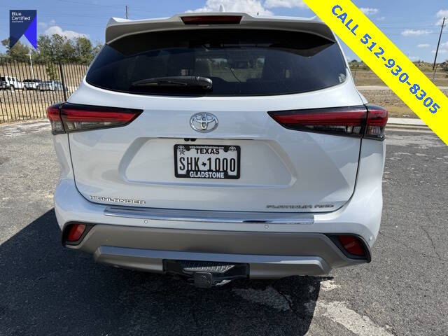 2022 Toyota Highlander Platinum