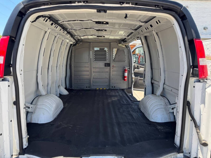 2019 Chevrolet Express 2500
