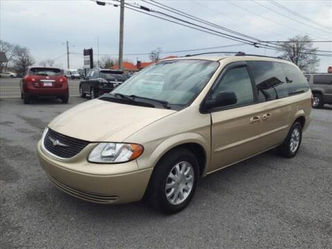 2001 Chrysler Town and Country for sale at Ernie Cook and Son Motors in Shelbyville TN
