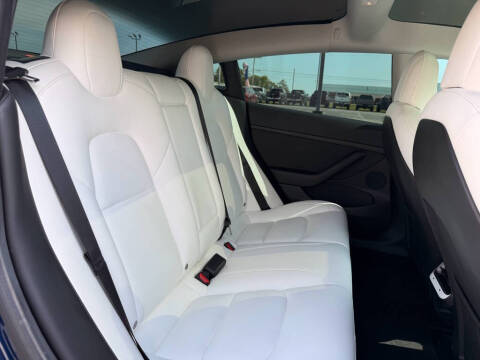 2022 Tesla Model 3 Long Range