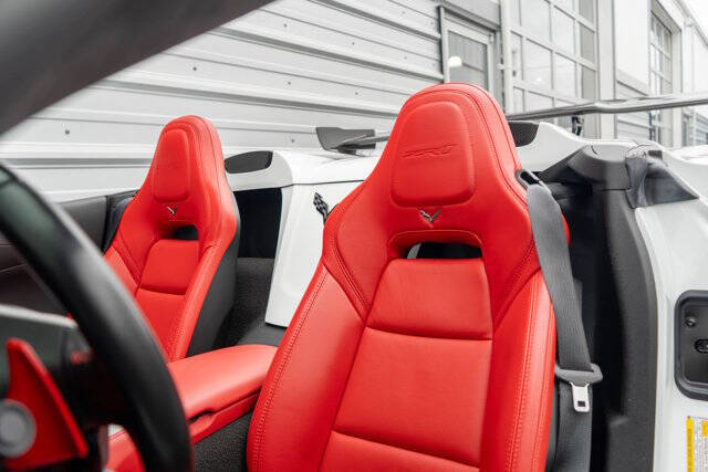 2019 Chevrolet Corvette 13