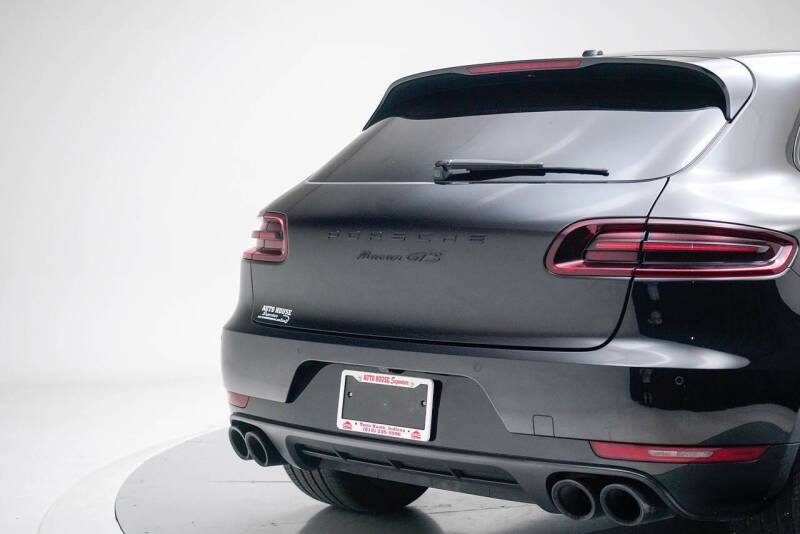 2017 Porsche Macan GTS