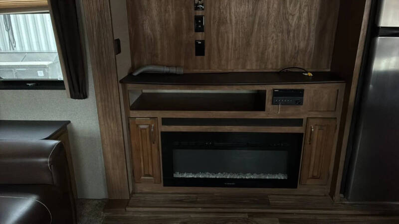 2018 Keystone RV Laredo