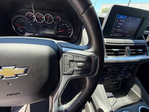 2024 Chevrolet Suburban LS